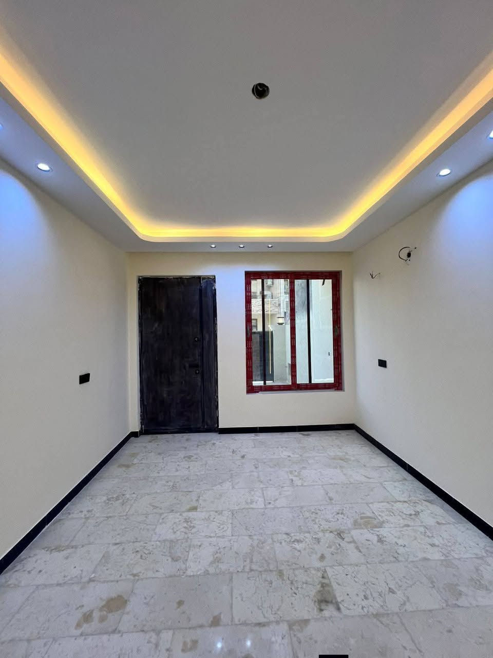 #السلام عليكم 🏡🏡
مشتمل للبيع 🏛️ سعره فول مناسب

مساحه ١٠٠م واجه ٤ نزال ٢٥

حي الجهاد منطقة ديوان المخابرات 

يحتوي على ٣ نوم 

ومطبخ واستقبال وخدمات عدد ٢ منور  

للأستفسار *********** ☎️واتس
  ***********
