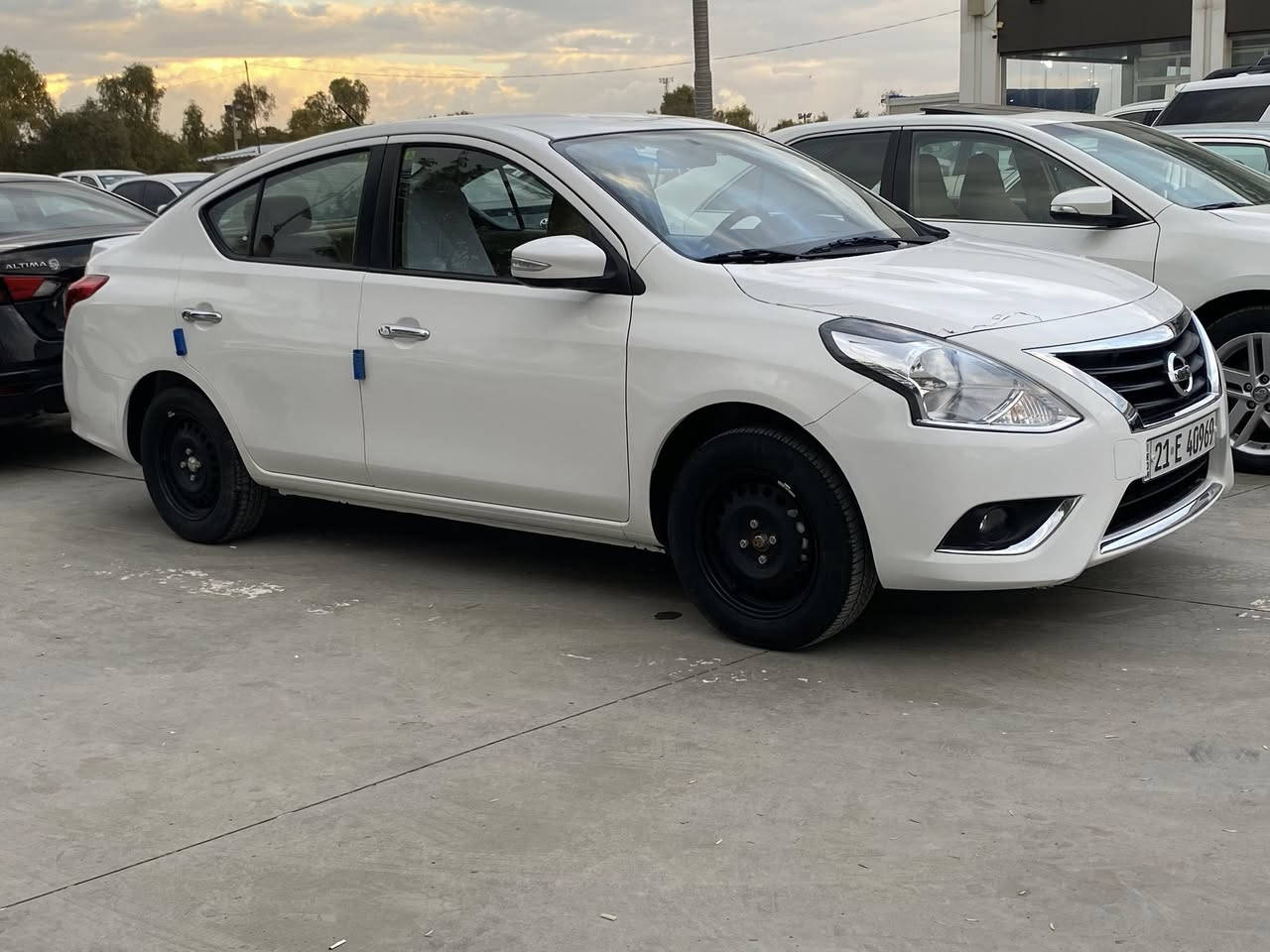 نیسان سەنی فوول مواسەفات کامیرە شاشەو حاسە ئاوینە ئیشارەت بلاجکتۆر  ٢٠٢٥ بۆ فرۆشتن بی بۆیاخ بی شخوت  ماشالله لەسەر دەق شەریکە ماوە  ٣٦ هەزار رۆشتووە سعری ١٢٨  وەرەقە 
شووین کەلار 
***********
