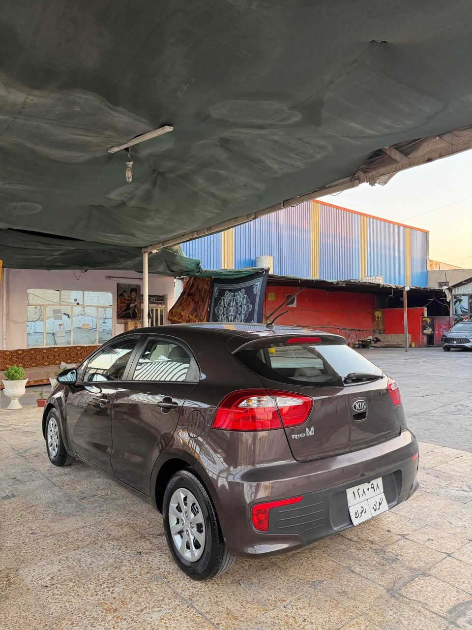 Kia Rio 2015 
هيج هيجي نية گير مةكينة هةموو بةشةرت
***********
*********** 
٨٥ وةرةقة أربيل, العراق
