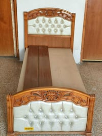 تخت نفر واحد • خشب زان • ثقيل