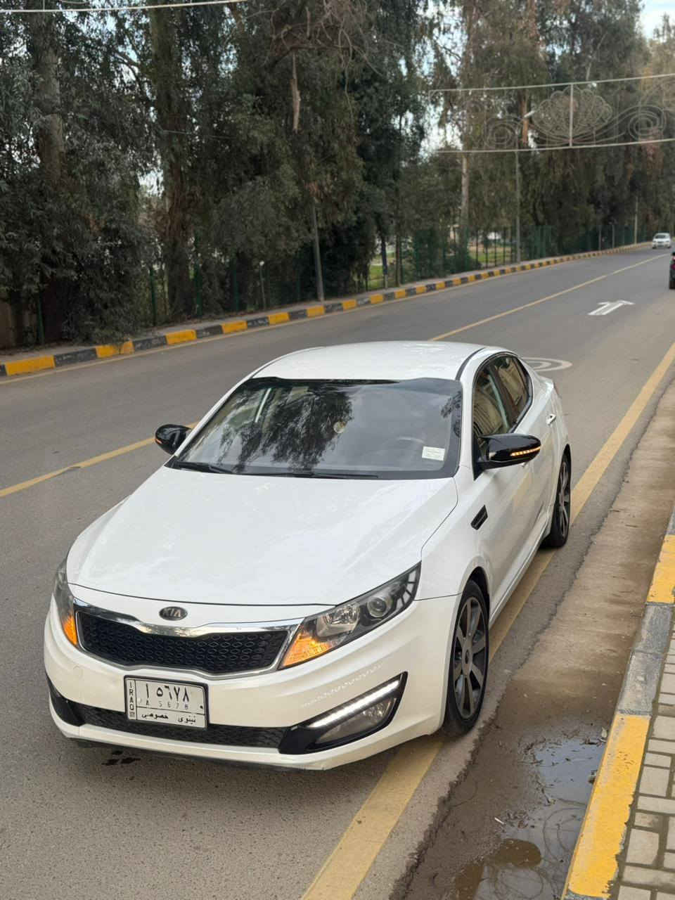 كيا اوبتيماخليجي 2014 لون ابيض محرك 2400
رقم نينوى كابون بانزين المسافة المقطوعة 150kمواصفات  تحكمات ستيرن وشفتات سرعه ومري شفط رادار رجوع خلفي  وهاي التفاصيل والسونا  
السعر 125
***********
الموصل
