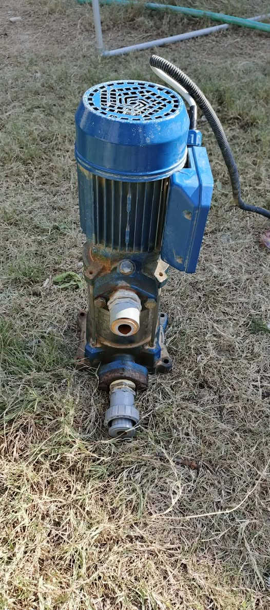 السلام عليكم ورحمة الله وبركاته
أغراض محطة للبيع  أم النص متر إيطالي
1_ هوز منبرين عدد 2
2_فزل حجم 12 عدد 2 مع الهيدات والبوري الداخلي 3_ماطور طرحي بنتاكس إيطالي وأحد احصان
3_ماطور عامودي بنتاكس إيطالي 2.5 احصان
4_ بورد أصلي
5_شمعة UV كاملة مع المحوله والشمعة
قيم وأخذ بمايرضي الله
مكاني الصويرة
