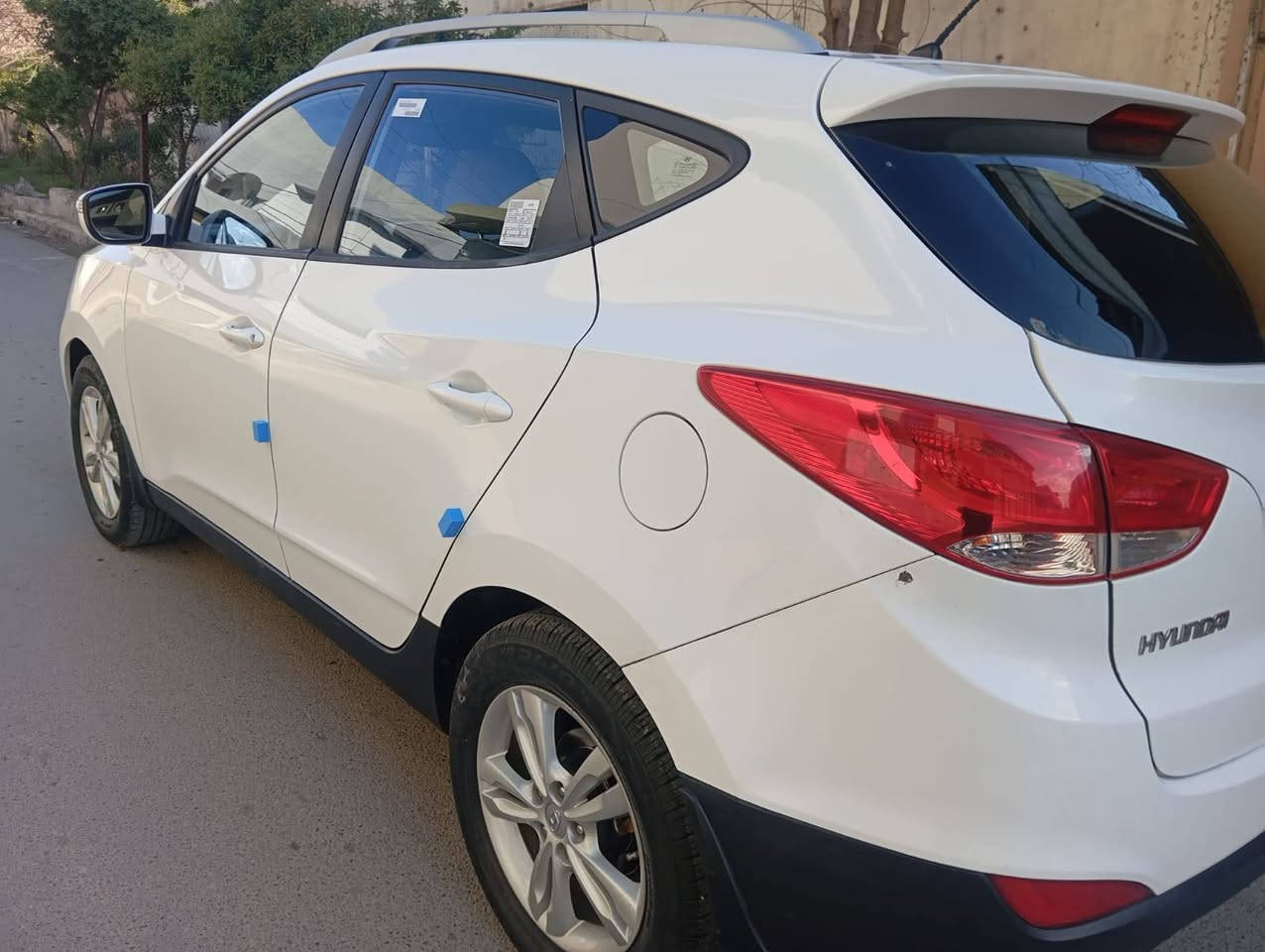 السلام عليكم.
توكسن ٢٠١٣بدون صبغ محرك مامفتوح سنويه ورقم جديد كابون بنزين ورقي شرط التحويل السعر ١٣٦ للاتصال***********
***********
