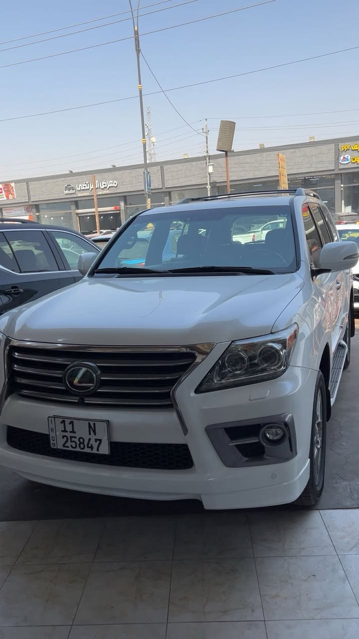 لكزس 2015 5.7LX
بريم اصل مكفوله كفاله عامه السياره من الدعاميه لدعاميه 
فوول موصفات
محركV8.570 ماشيه .175 الف
مواصفات الكزس معروفه.فوول LX.5.700
داخل احمر اصلل  🍒
سياره جاهزه وجديده جدا وستعمال شخصي طخم تاير جديد دنلوب ياباني قبل سبوع شاده مابيها نقص ترايك للسعوديه بيها
السعر عالاتصال
***********

مكان السياره ميسان العماره

