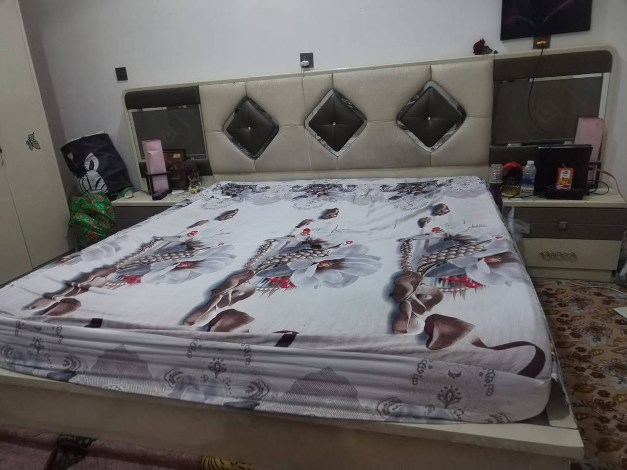 غرفه البيع سعر ٤٥٠ المكان البياع نضيفه


**إذا كنت صاحب هذا الإعلان وتريد حذفه لأي سبب، رجاءا أرسل رسالة إلى الدعم الفني**