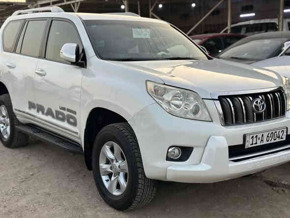 السلام عليكم 
للبيع او المراوس 
برادو كويتي 
موديل ••• 2012 

فول مواصفات:: كويتي ::
جديدة جدا نظافه 100 ‎%‎ 
حجم المحرك 4000
6 سلندر — V..6 
جلد بيجي 
سلايت 
طفايه
مكفوله كفاله عامه 
للاستفسار اكثر 

‭0773 248 8704‬

***********
