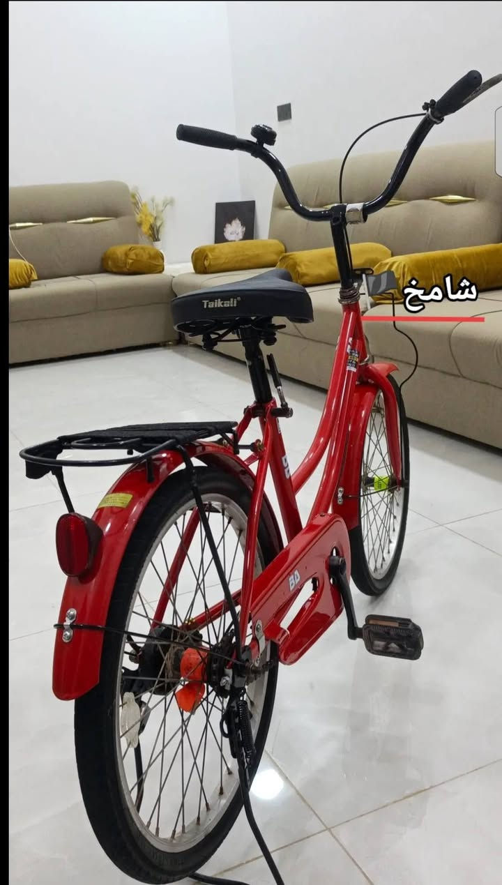 سلام عليكم بايسكل بناتي للبيع
حجم20
شركه  BD
لبايسكل نضيف وجديد 
السعر  60
الهاتف ***********
