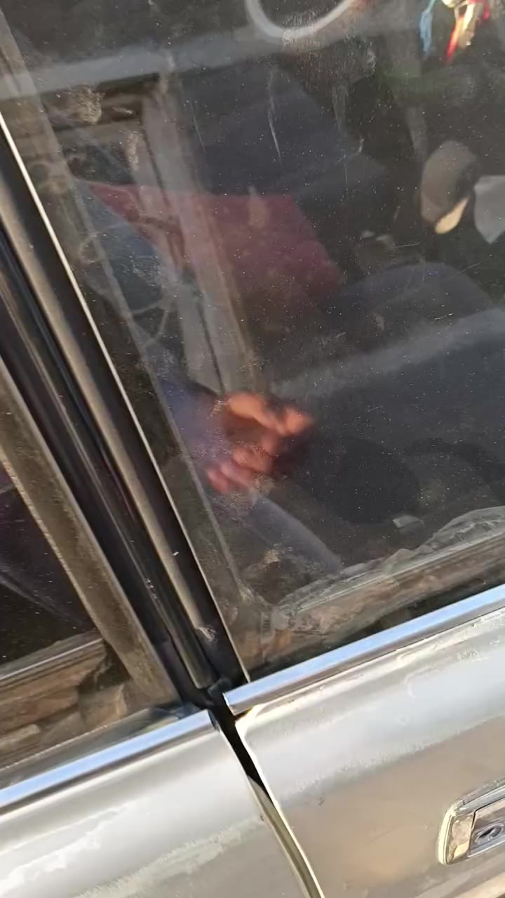 سلام عليكم هارتوب للبيع موديل 91 رقم بصره نكليزي هزه جديده بسمي سنويه ل27 محرك كير شاصي خير من الله حداديه نص عمر سياره خير من الله يرادله ترتيب تجي وشوف مكان خضر ناحيه دراجي *********** ترهم مراوس مع الفرق
