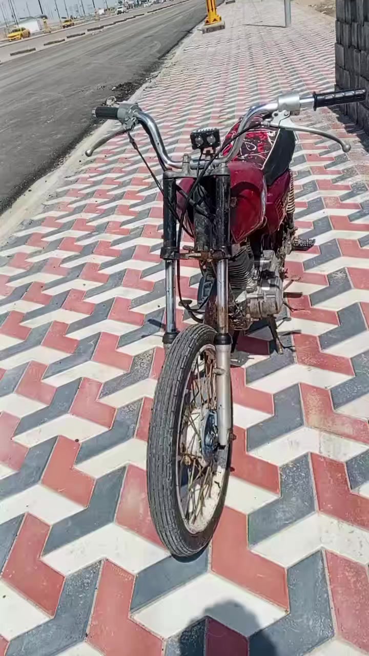 للبيع ايراني
بدون اوراق 
مكفوله عشاير 
دراجه مال شغل لا دخن ولا تنقص 
دراجه انضف من صوره 
سعرها ب300 وبيها مجال 
مكاني زيوت 
ستفسار خاص


**إذا كنت صاحب هذا الإعلان وتريد حذفه لأي سبب، رجاءا أرسل رسالة إلى الدعم الفني**