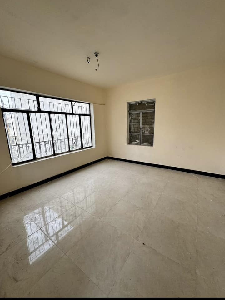 للايجار في السيديه

مشتمل طابق ثاني معزول عزل تام جديد

يحتوي ع غرفه وصاله ومطبخ وخدمات وسطح

من صاحبه بدون دلاليه على الرقم 

***********

ب500 الف
