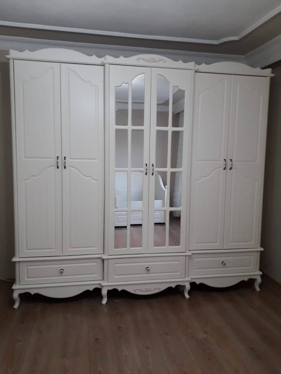 السلام عليكم 
شد وفتح غرف تركية وعراقية بانسب الأسعار 
تبدء من ....(35) الف الى (75) الف فقط 
حسب حجم الغرف 
الغرف العراقية 35 الى 45 الف 
الغرف التركية 50 إلى 75 الف 
***********
