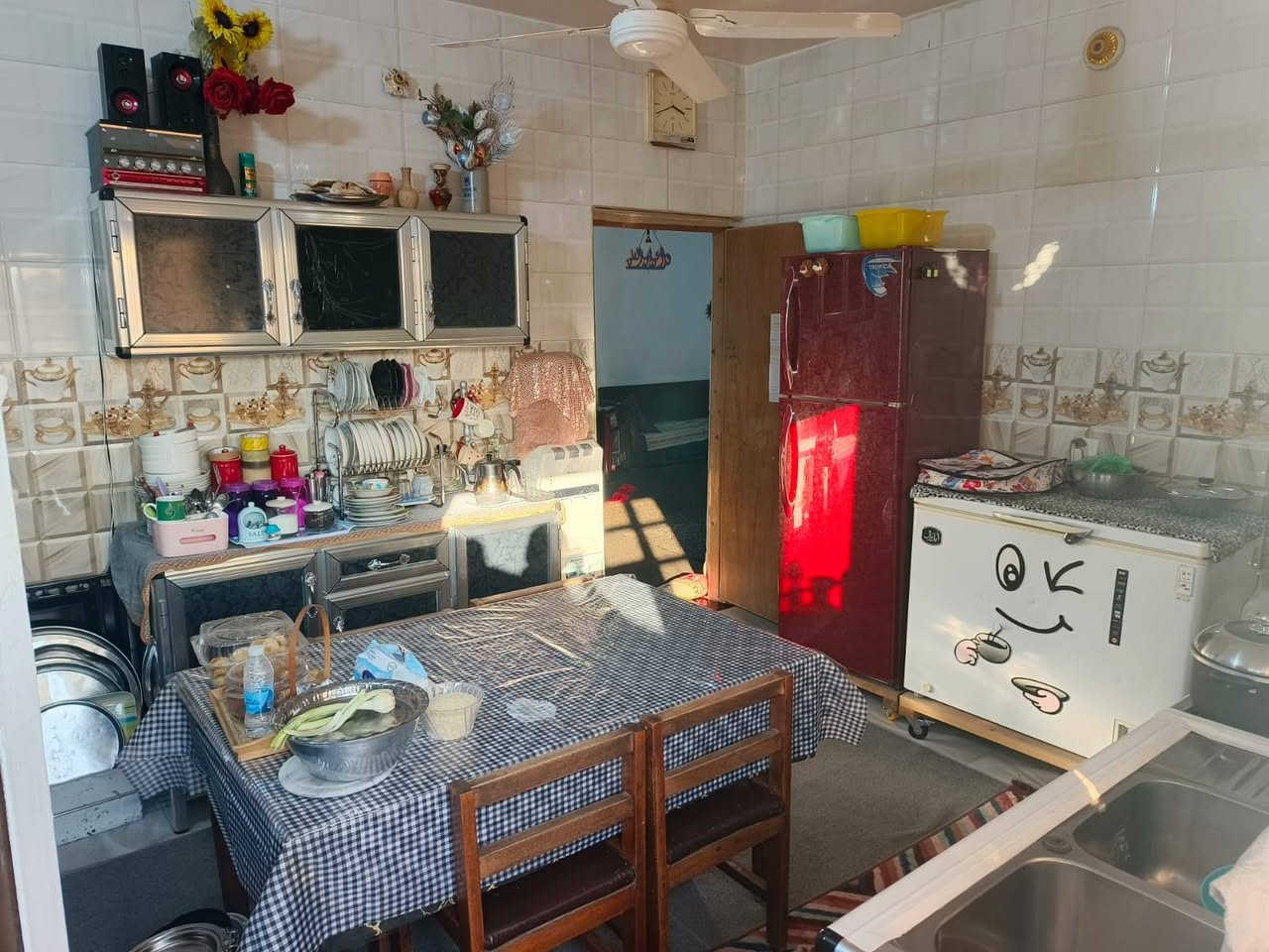 السلام عليكم بيت للبيع المساحة 250 متر زراعي المنطقة الدورة العدوانية قرب النائبة زيتون 

تفاصيل البيت كلها موضحة في الفيديو والصور
للاستفسار الاتصال على رقم *********** غير متواجد على الفيس واتساب فقط
