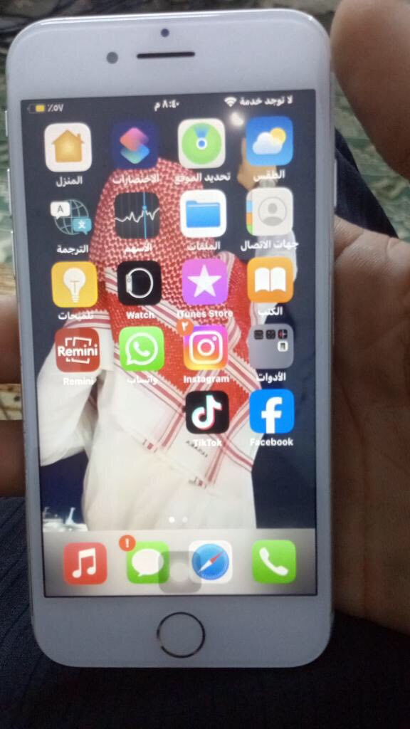 السلام عليكم
بسم الله الرحمن الرحيم 
ايفون ٧عادي للبيع
مبدل شاشه اصليه وبطاريه 
يحمل جميع التطبيقات لايعلك ولاكلشي 
السعر٩٠,٠٠٠وبي مجال اذا تريد راسل وتدلل
رقم تلفون ***********خط وبي واتساب
