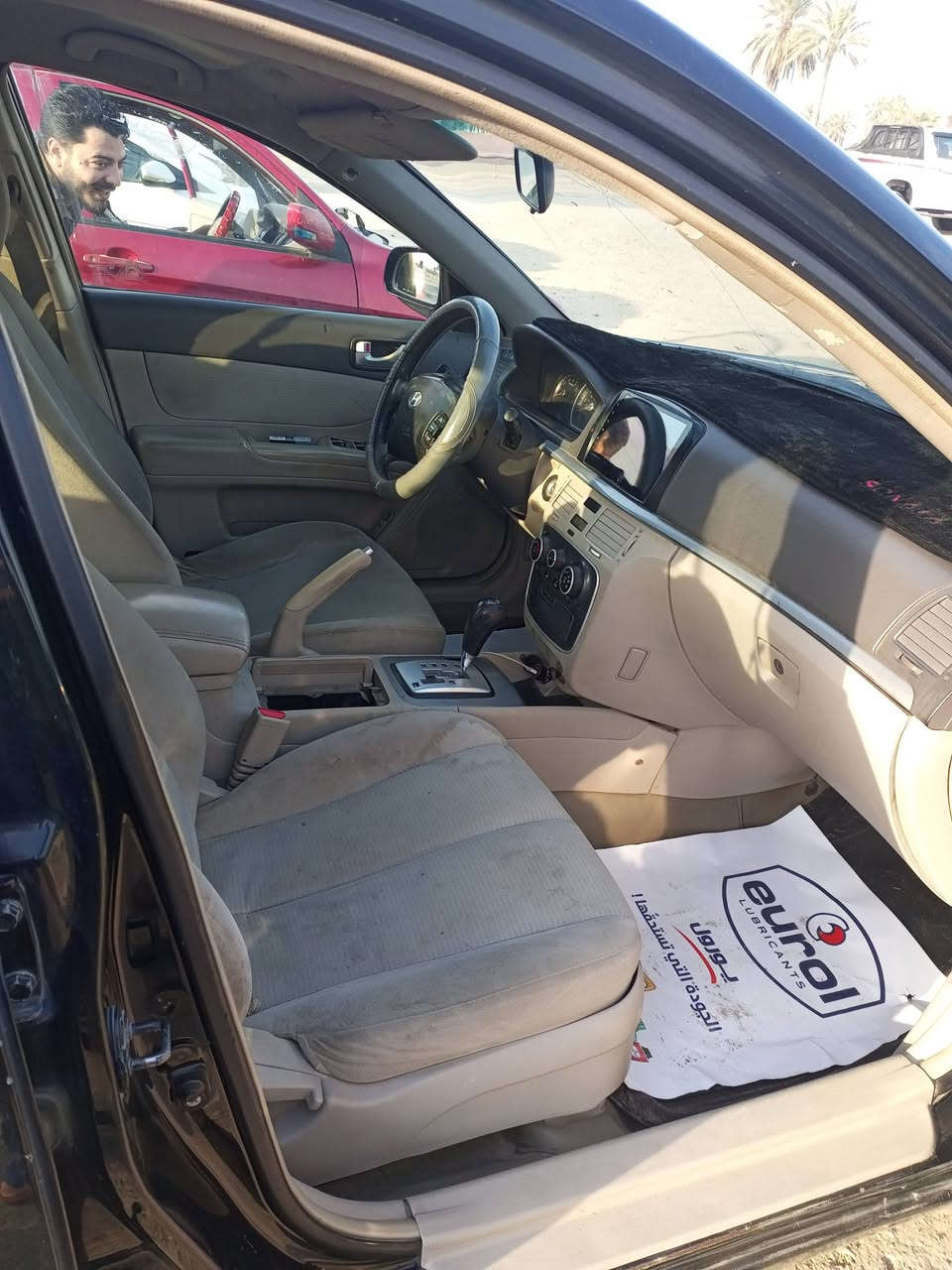 سلام عليكم سوناتا 2008 محدث 10 سته سلندر سياره جاهزه من كلشي وارد حادثهه خشم الجاملق  الامامي مصبوغه حزام فقط 
رقم بغداد شرط تحويل مباشر سعر 85وبيهه مجال الشراي مكانهه بغداد ابي غريب 
***********
