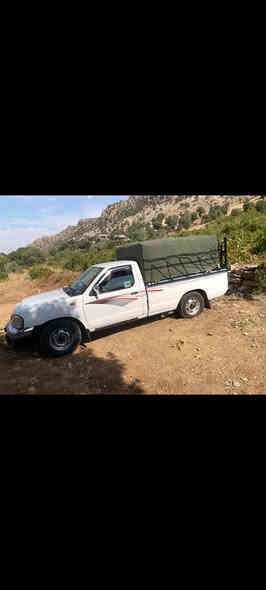 چادر بۆ نیسان ئەبی ئاو دانادا
***********
***********
