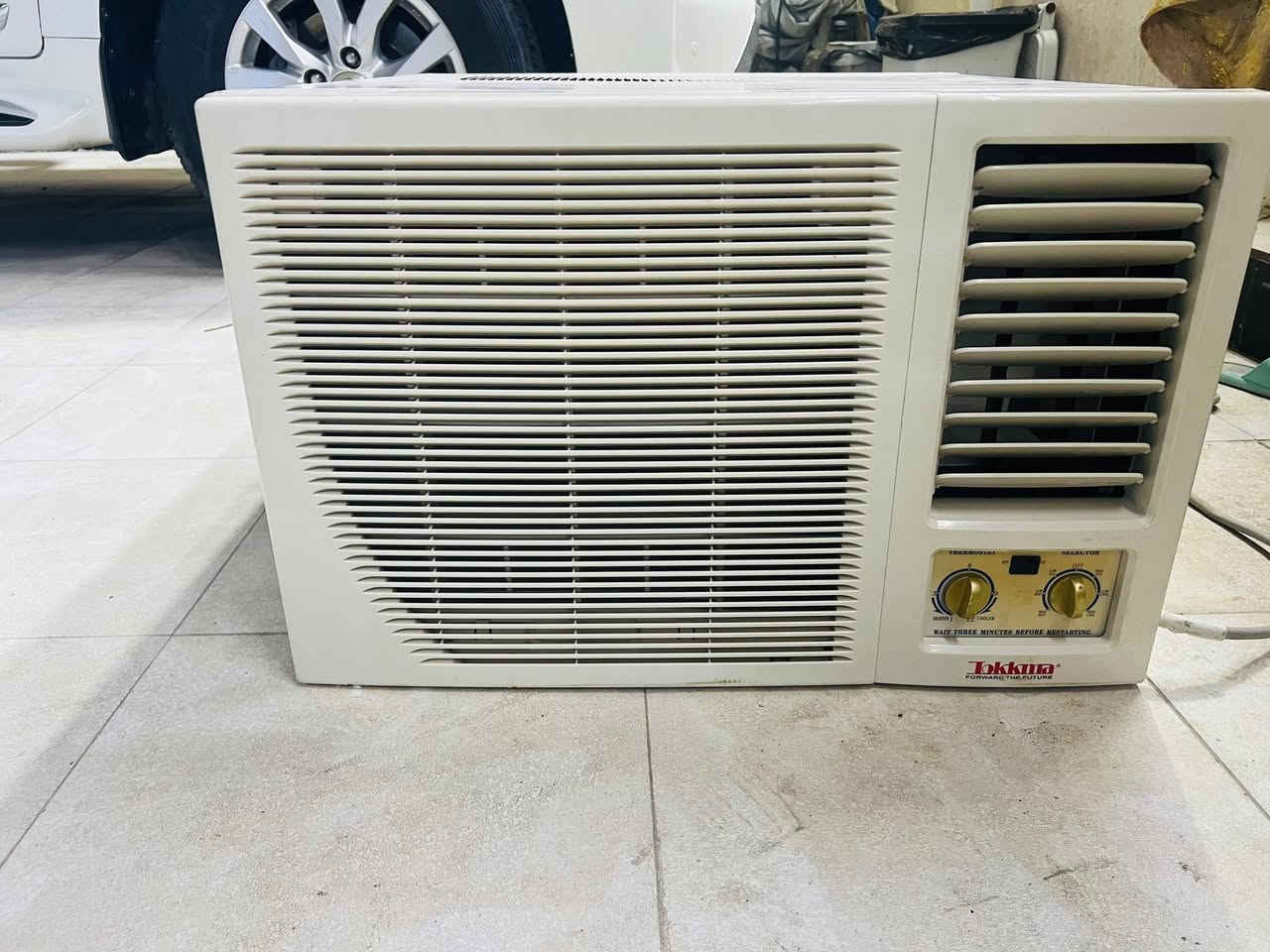 سلام عليكم مكيف توكما شرط الشغل والتبريد عل فحص جاهز مجهز سعرة 300 وبي مجال عنواني تضحيه شارع العيادة رقمي *********** بي واتساب
