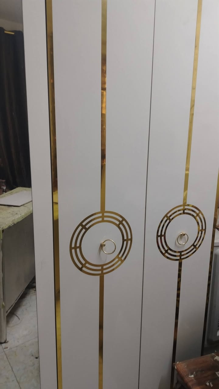 ألسلام عليكم غرفه نوم مستخدمه قليل نضيفه الكاظميه ***********
