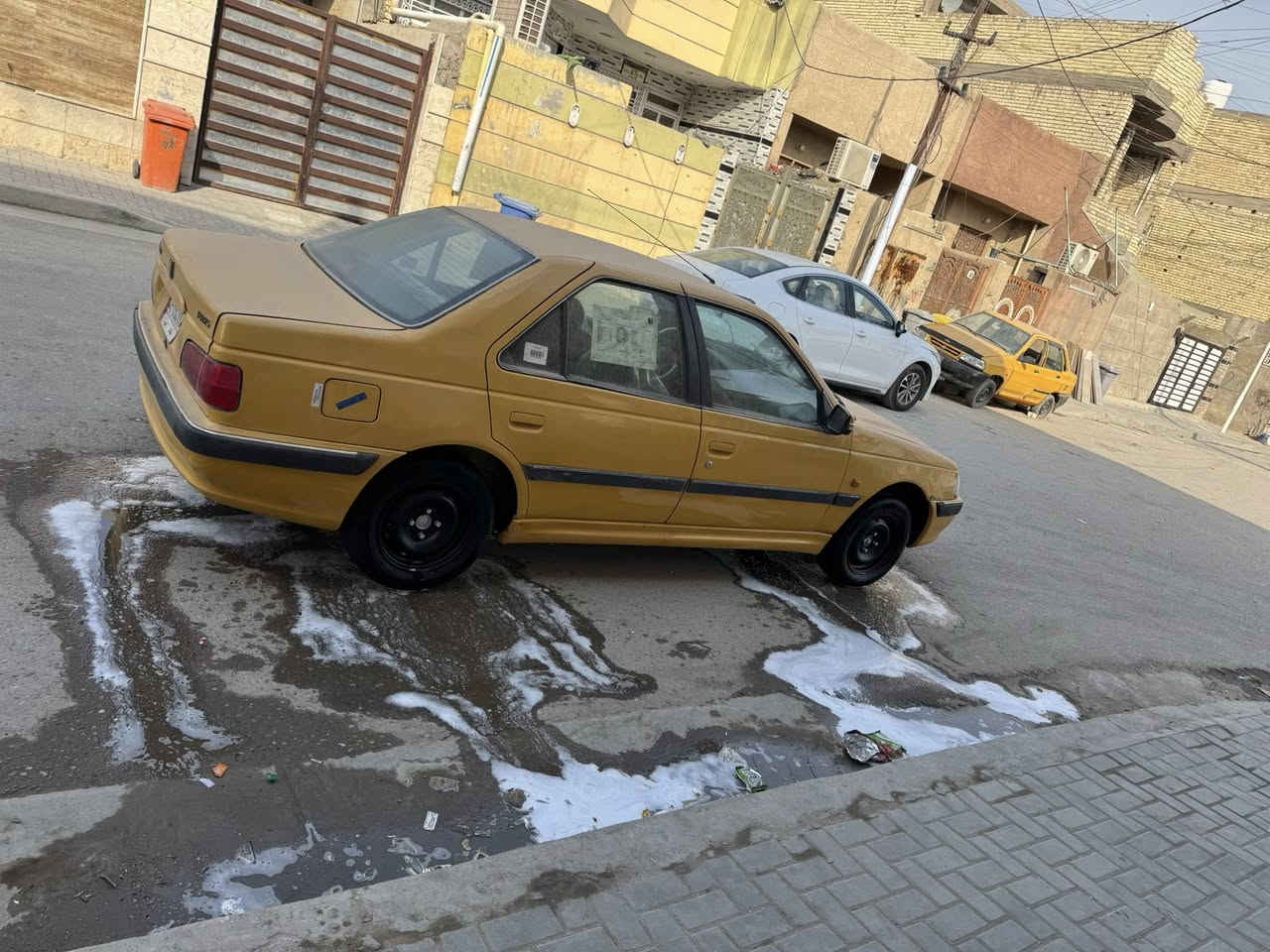 السلام عليكم بيجو بارص موديل 2015 مكفوله كفاله عامه ضربه صبغ تبديل بارد السياره على وضع الشركه خير من الله السياره كير مكينه صدر امامي خلفي تخم تاير جديد السياره كامله و جديده مكان السياره بغداد رقم الهاتف ***********
