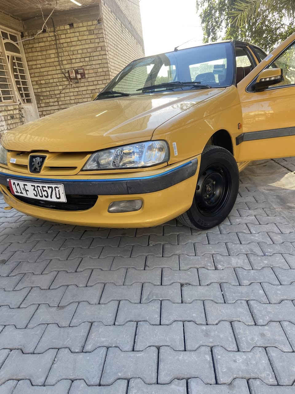 سلام عليكم بيجو بارص مديل 16 السياره خير من الله كير مكينه صدر كله جديد بيه أربع قطع صبغ جاملاغات خلفيه وباب الصدر وجاملغ الأمامي غير هاي مابيها سياره مثل ما واضحه بل صور رايدها 48 وبيها مجال قليل مكاني الشعله وأي استفسار هاذا رقمي ***********
