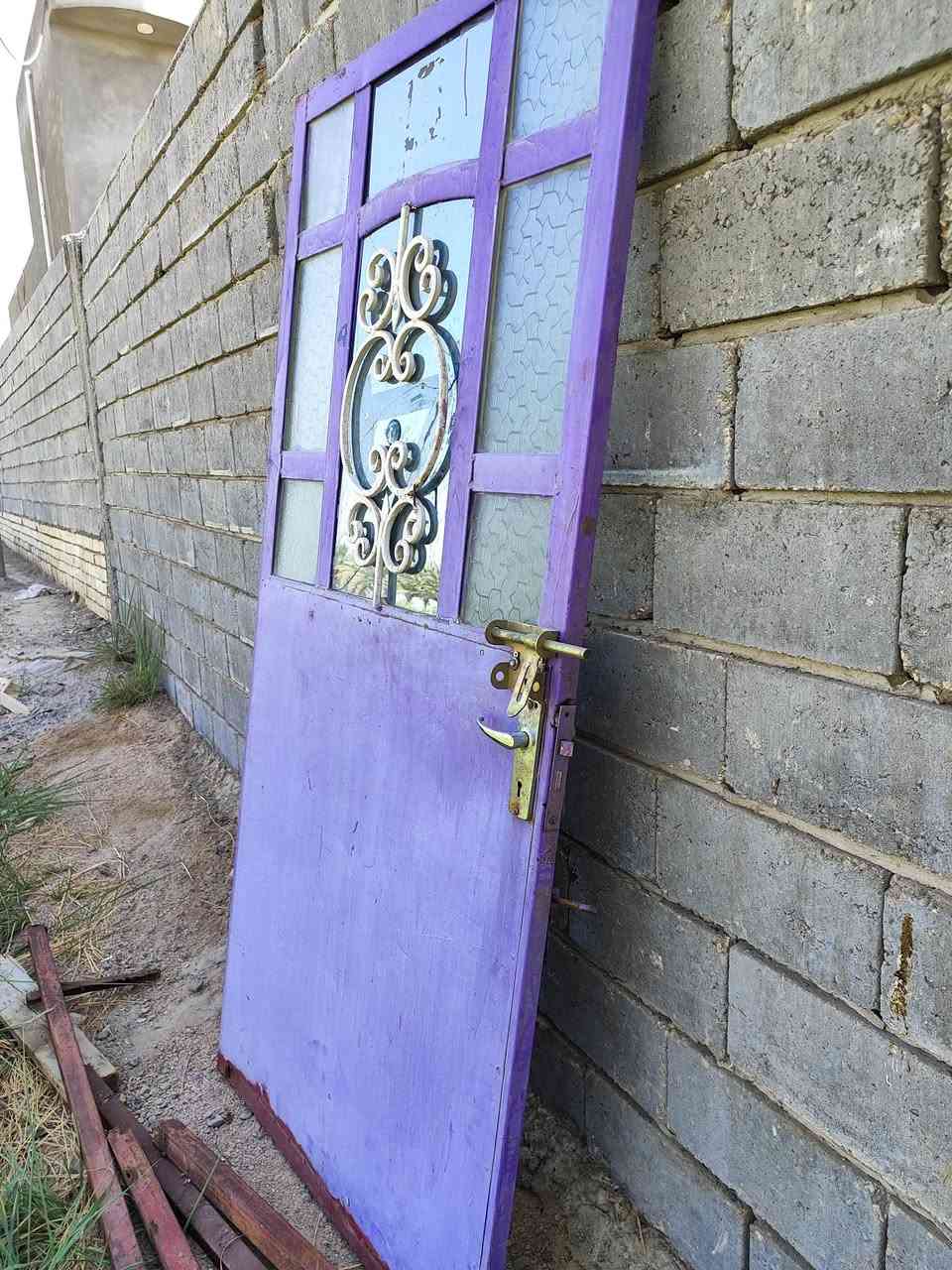 اخوان شيلمان نظيف وشبابيك وبيبان للبيع ***********
