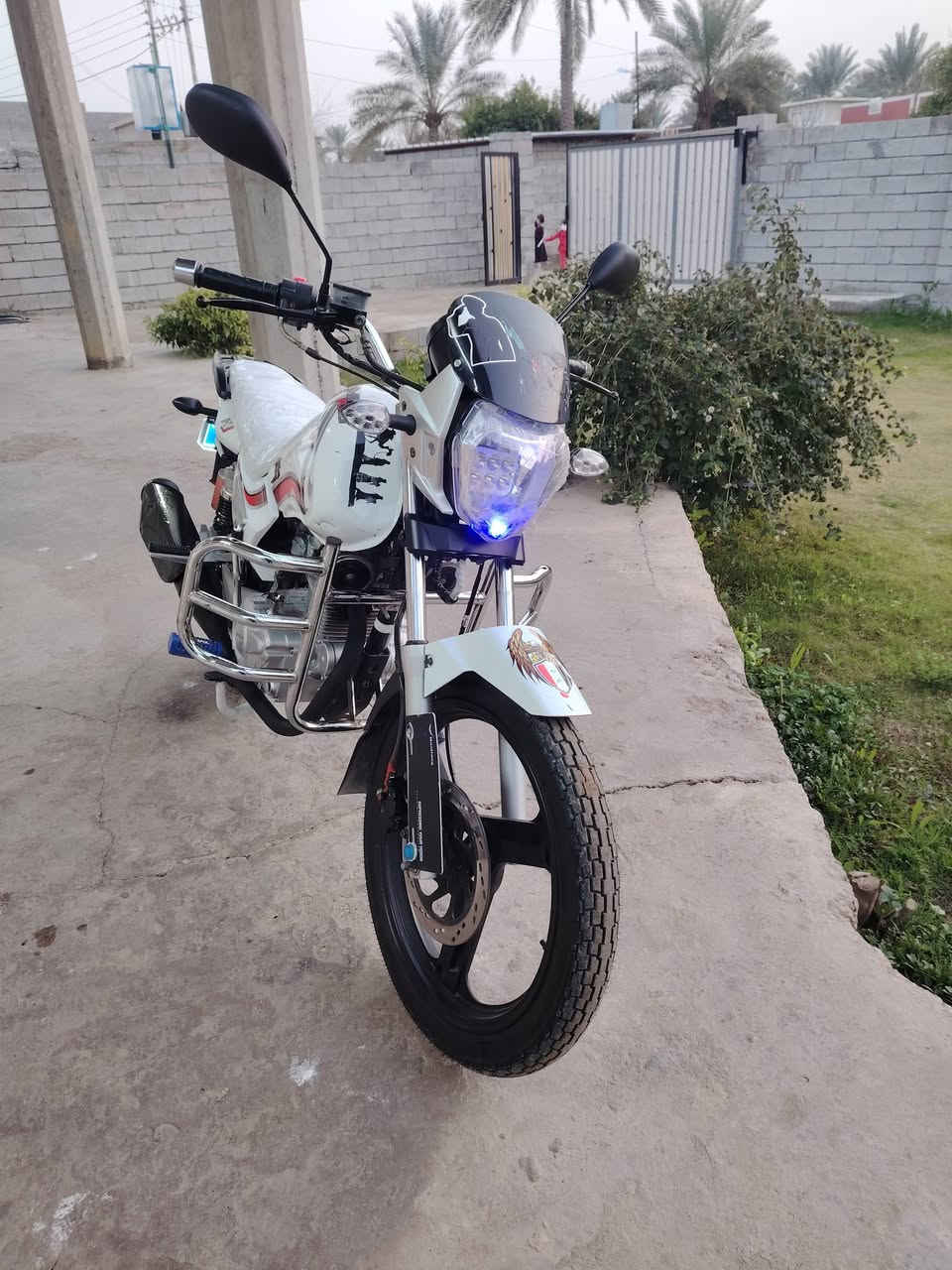 سلام حبايب موطور موديل 16 معمر او محدث موديل 24 للبيع اوراق مابي  مكانه جسر الضلوعيه الكونكريت اتصل وتدلل ***********  او راسلني خاص
