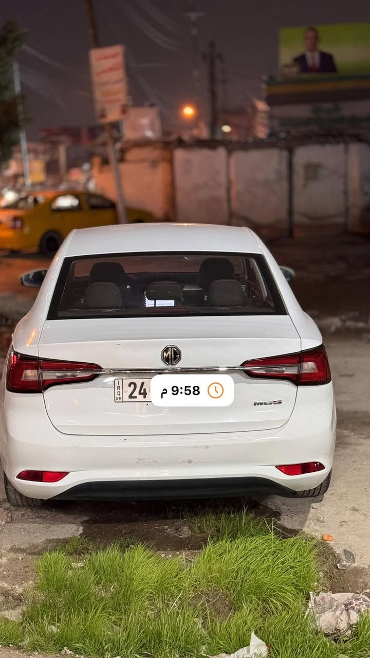 السلام عليكم ام جي للبيع موديل 2022 رقم دهوك تحويل اووكاله سيارة جديدة حيل اي نقص مابيه مكفوله كير مكينه صدر تبريد تدفئة تايرات كامله كل غراضه كاعيات العده الكتلوكات بيه صبغ جاملغ وباب خلف السايق والدوسه  ماشيه 168الف كم السعر 87 ورقه وبيها مجال بسيط مكان السيارة بغدادللاستفسار ***********
