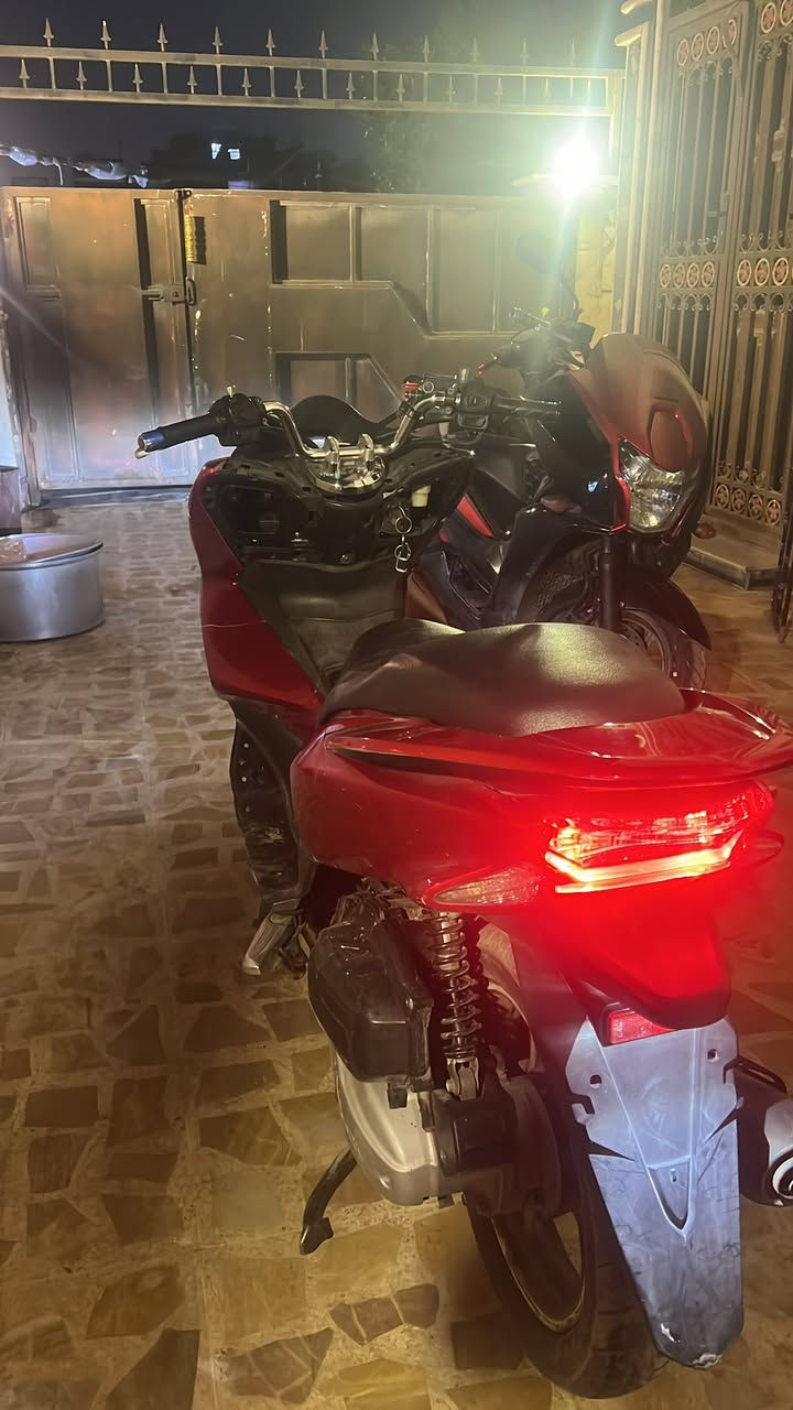 للبيع الدراجة شغلاة كلشي ما بيهة ومكينة نطيفة ما مفتوحة ابيعلك كوم حديد سعر900
***********
