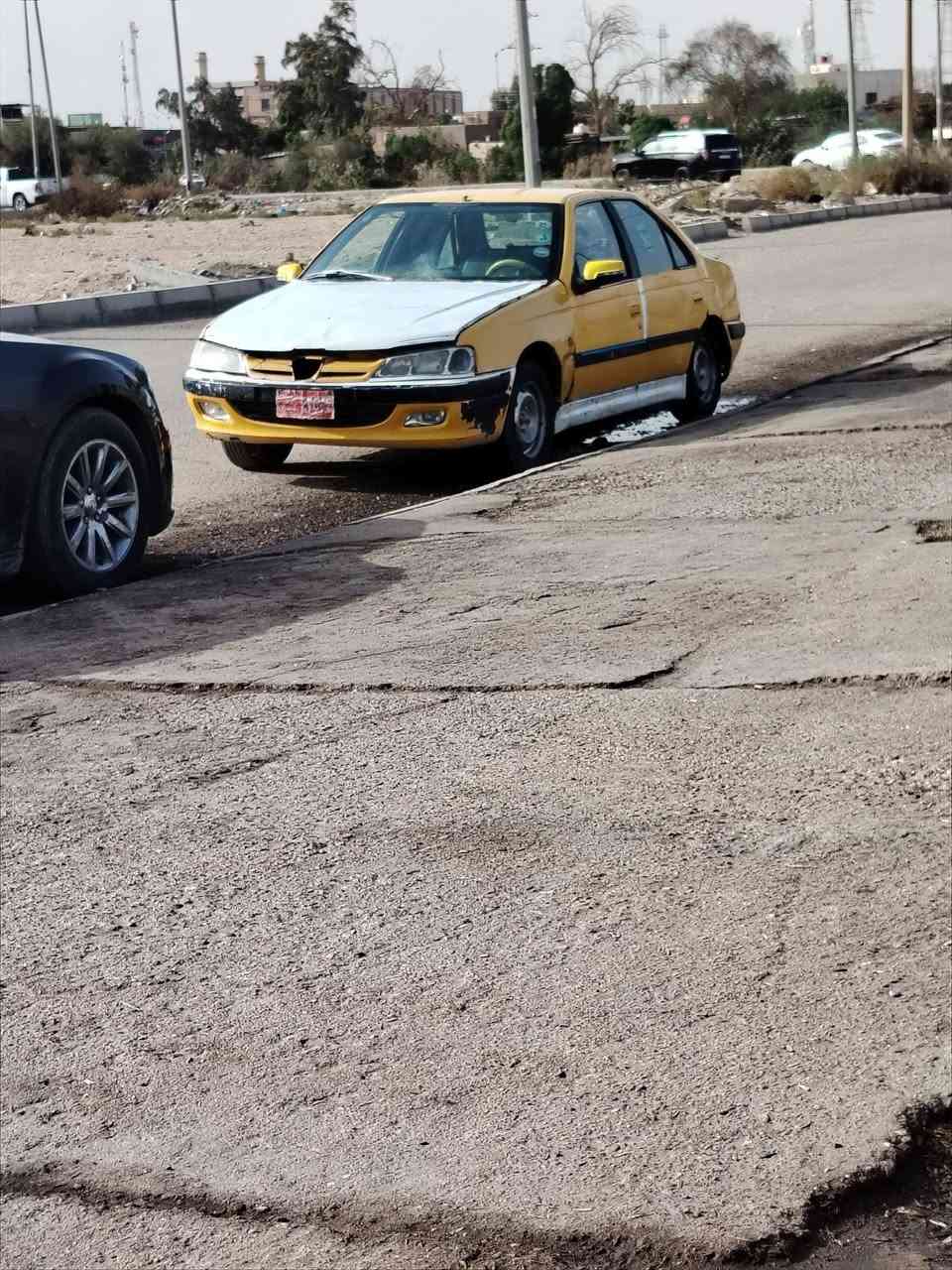 بيجو بارص 
موديل2011
الكير كلشي ما بي 
المحرك يدخن السياره حلوه ما بيه شي 
بس ابيع الك كوم حديد راعيه ما اندله اكفل بس سرقه 
سعر 6$ قفل قفل قفل قبل لا تتصل علي اقره عدل رحمه الوالديكم *********** بي وتساب
