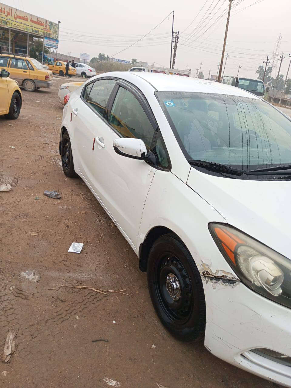 كيا فورتي موديل 2016 وارد امريكي
سيارة جاهزة رقم بغداد دولي تخم تاير داخل اسود جديد
صدر أمام خلفي جديد تبريد ثلج ❄️  مكينة 2000 دوش 
مصبوغة حزام
 ضرر امريكا جاملغ  الامامي الايمن بدون دواخل  سعر 105 وبيه مجال مكان السيارة بغداد جسر ديالى الجديد 

***********
