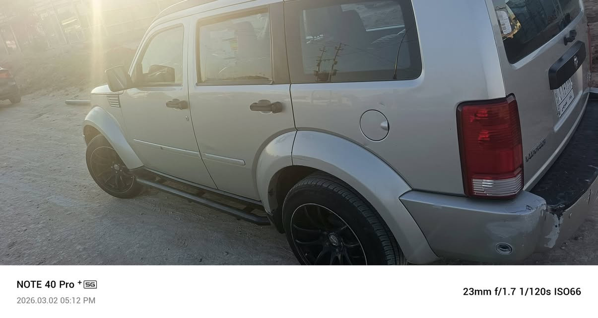 دوج نيترو ٢٠٠٨  هزه جديده بدون ضربه ولاصبغ  محرك جديد كير جديد تبريد ثلج كهربائيات فول منضومه مال غاز حكومه انسى الصرف رايده ٩٣ هذا رقمي ***********
