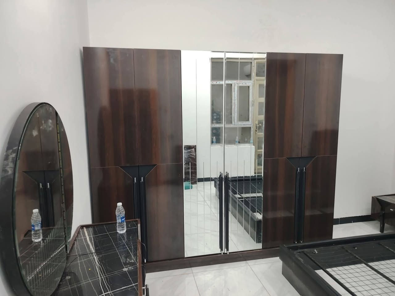 السلام عليكم زبائننا الكرام
كيا حمل #نقل_اثاث و انواع الاغراض داخل وخارج بغداد ويوجد نجار غرف فتح وشد وصيانة جميع انواع غرف النوم #_ملاحضه_يوجد_صيانه_غرف يوجد عمال متخصصين تفريغ و تحميل مع فتح و شد سبالت الاستفسار الاتصال على الرقم 

*********** متوفر واتس
