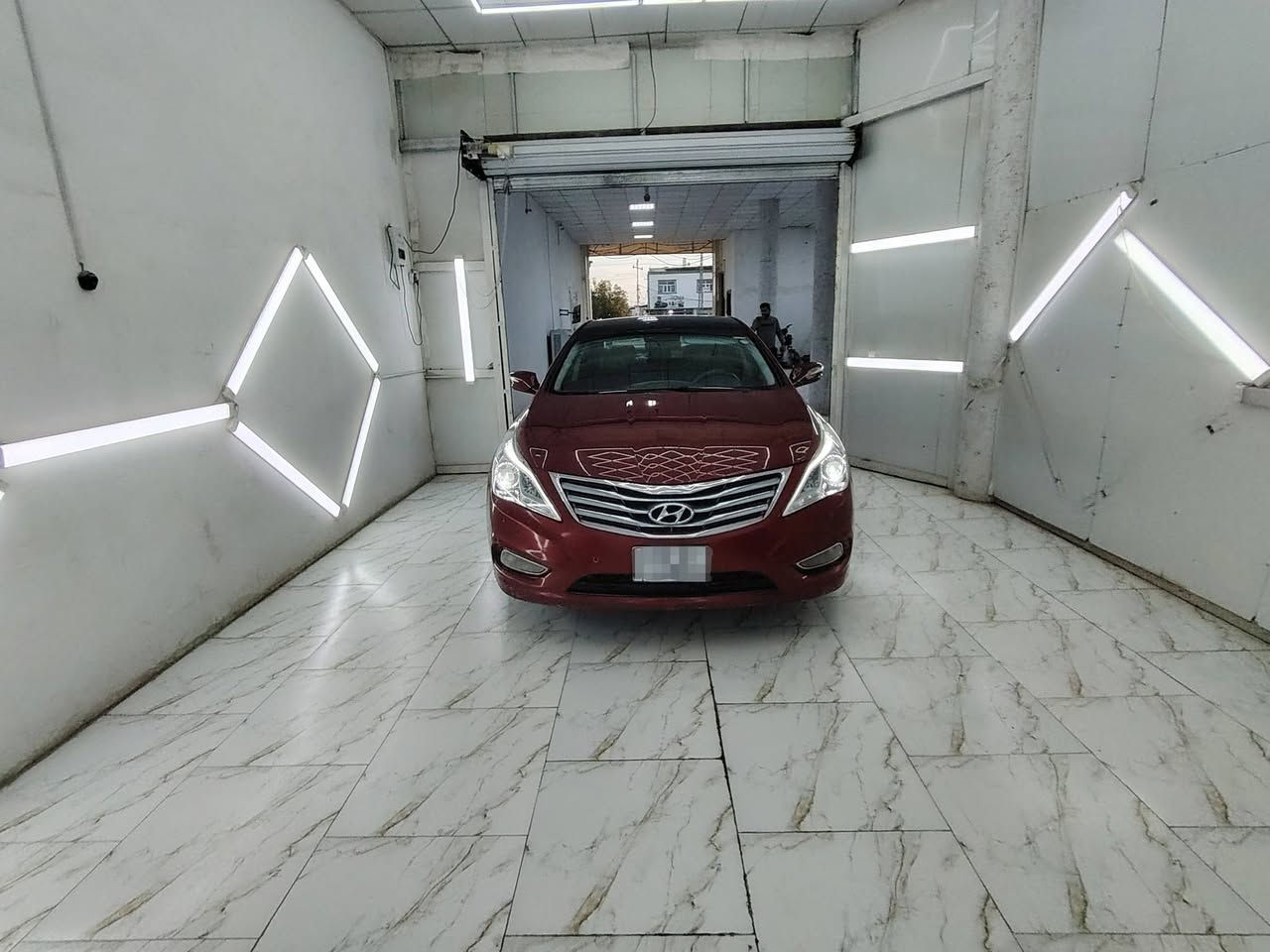 للبيع. أزيرا. 2014 خليجي خـلـيـجـي فول مواصفات ViP
رقم اربيل سنوية جديد باسمي 

صبغ باب خلفي فقط  بدون داخل

مكينة 3000 دوش ( ما مفتوحة )

- مواصفات السيارة ViP فول 1/1

- بصمة تشغيل

- بصمة ابواب

- بصمة جنطة

- بنوراما طكتين

- داخل بيجي

- كشنات جلد

- كشنات كهربائية

- كشنات تدليك

- حساسات خلفية

- تبريد خلفي

- كشنات تدفئة

- بردة خلفية كهربائية

- شاشة

 - كامرة خلفية

- انارة بل ابواب

- لد امامي

- لد خلفي

- ويل اكرون 19

- وباقي المواصفات

اخوان سياره نضيفه وحلوه وجاهزة للاخير

التواصل خاص او واتساب او اتصال 

‏‭***********

مكاني النجف الأشرف
