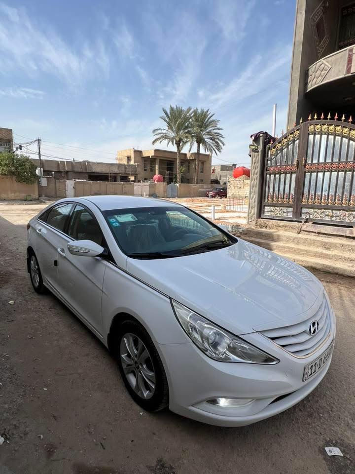 سوناتا 2012 خليجي
مكفوله كفاله عامه من شخط ولبارد وصبغ ولفتح حتى دعاميات كفاله من شخط 
رقم بغداد الجديد بسمي 
محرك 2400 دوش بلادي شرط الفحص 
حساس خلفي 
تبريد قطعتين 
اشاير بلمري 
مري شفط 
شفتات ستيرن 
شاشه 
كامره 
اسيارا جديده جدا واحله من صور وعلا يدي 
ماشيه 159 الف حقيقي دك جرس 
تخم تاير وحداديه جدد 
السعر 137 وبيه مجال للشراي 
الاستفسار (***********)
