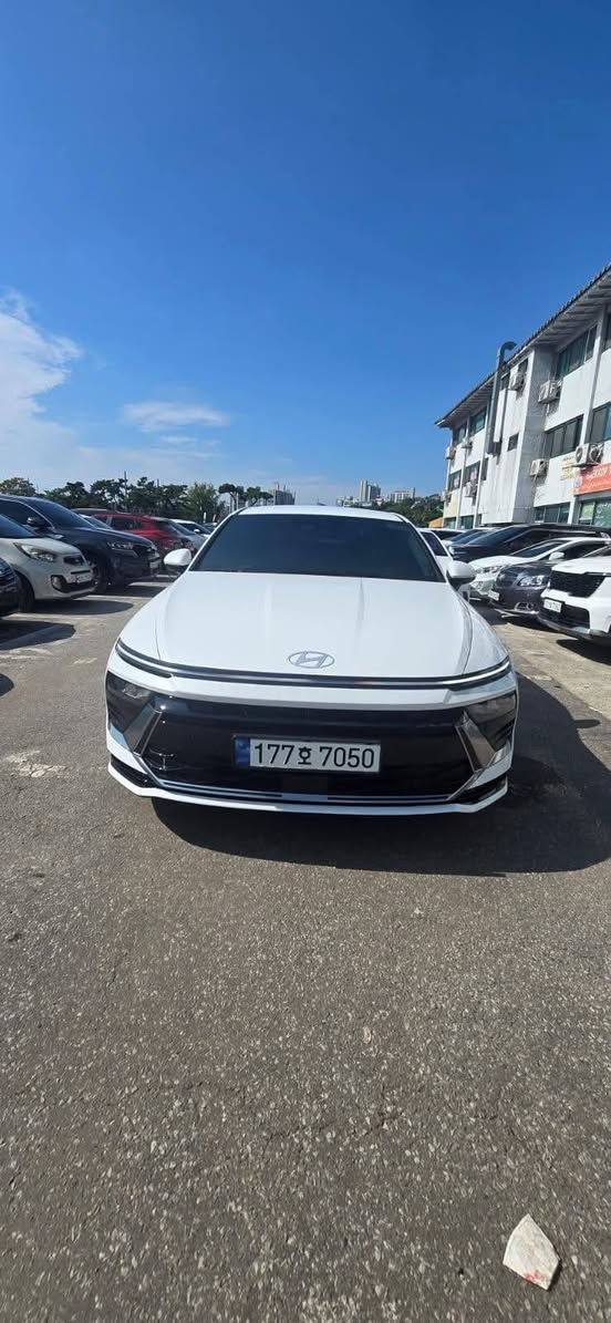 استيراد جديد (دخول جديد)  وارد كوري اصل مو صيني 
سوناتا 2024 غاز بلادي مكفولة كفالة عامة
فول مواصفات للأخير منفيست بأسمي
مكانها الديوانية
ماشية ٣٤ الف حقيقي بدون ثقوب قمارة
سعرها 199 ورقة بيها مجال كلش بسيط
الي مثلها بالسوك حاليا 205 ورقة 
*********** هذا رقمي الي يحب يستفسر اكثر
والله يرزق الجميع
