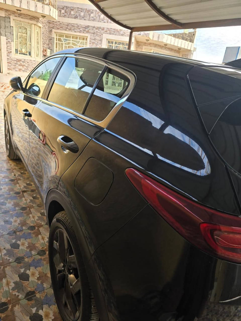 السلام عليكم للبيع فقط مكانها ديالى للاستفسار الاتصال *********** ***********
