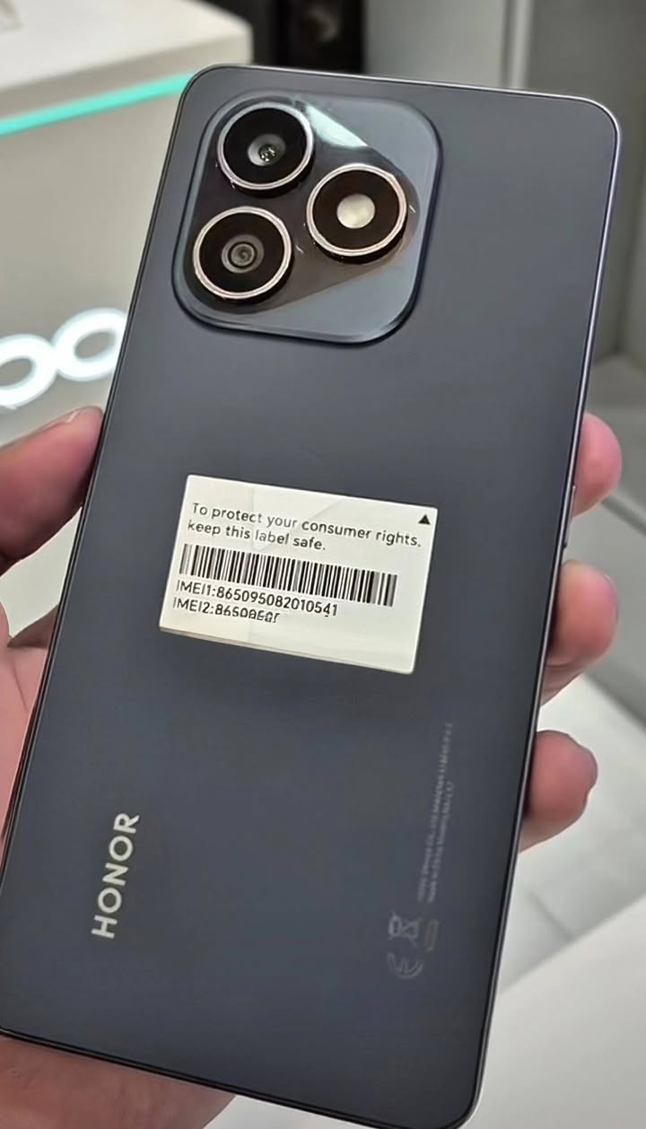 جهاز مستعمل يومين جديد بلباكيت وكل ملحقات كامله HONOR X8d
256 عشوائي 8 ذاكره
الجهاز لون اسود  و شاحنه 45 وط مالت الجهاز   شخط واحد مابي سعر الجهاز قفل وبدون معامله 250 الف العنوان بغداد الكاظمية


**إذا كنت صاحب هذا الإعلان وتريد حذفه لأي سبب، رجاءا أرسل رسالة إلى الدعم الفني**