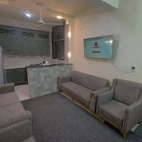 تحية طيبة  شقق تجارية مؤثثة للإيجار   المساحات المتوفرة   160 م  110 م...