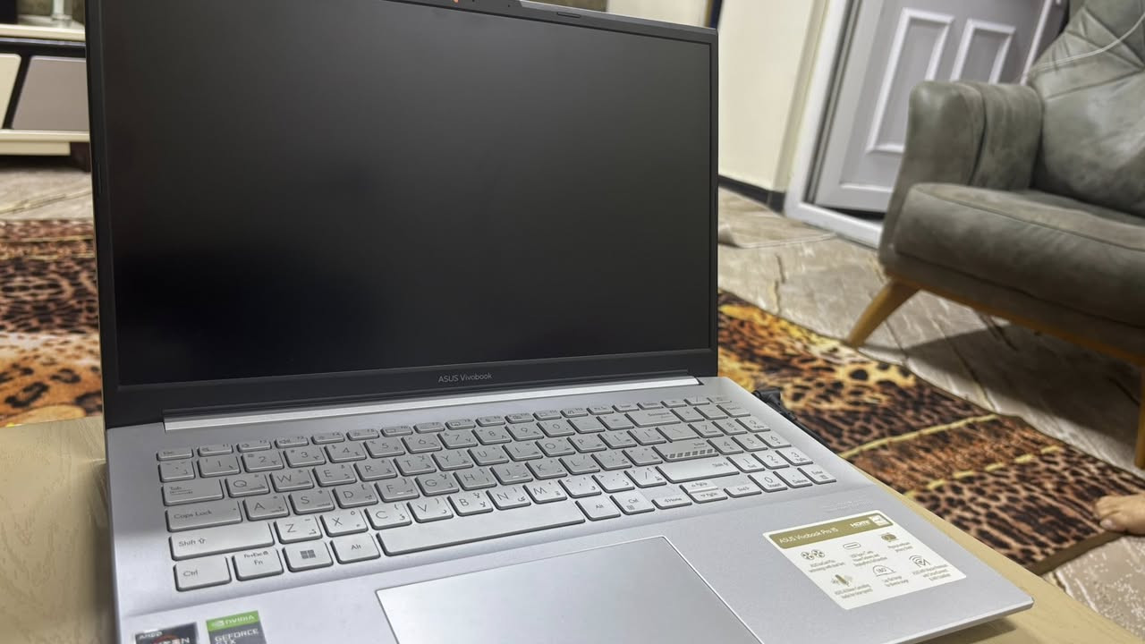 لابتوب ASUS للبيع
يفيد للاستخدام الهندسي او المونتاج + الالعاب الي مو كلش ثكيلة
المواصفات كما موضع بالصور
الكارت GTX 1650
معالج AMD Ryzen 5 5600H
رامات 8g
هارد ssd 512
لابتوب بحالة الوكالة نظيف بنسبة 100% استعمال قليل
الكارتونة مالته الاصلية موجودة + شاحنتة الاصلية
سعره 650 مكاني بغداد حي العامل
*********** تواصل
