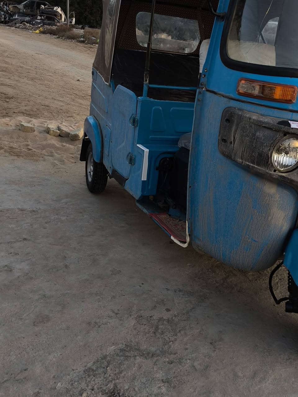 سلام عليكم تكتك البيع وراق كشراه اله صبغ وآله معجون مكينه بس بستم اليريده يتصل ***********
