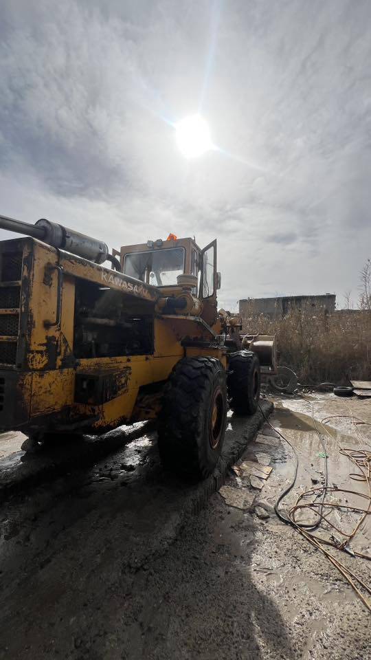 سلام عليكم شفل للبيع حجم 80 مديل 82 
مكينه ازوزه كير مكينه اكسل مكفول 
رقم ميسان 
سعر 95 وبيها مجال مكاني كربلاء 
***********
