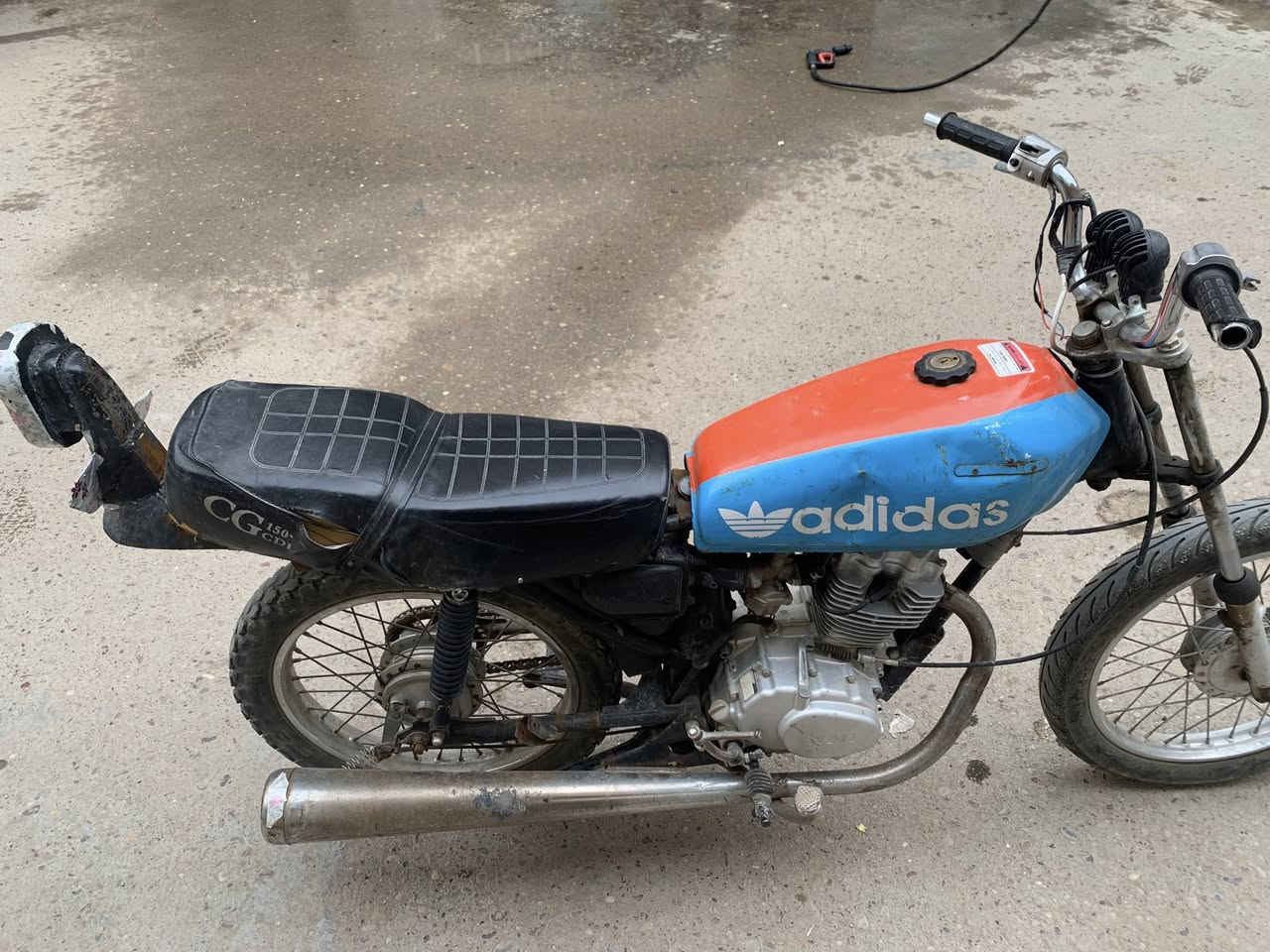 ‏سلام عليكم دراجة 4كير للبيع  كير و محرك نظيف عنواني بغداد الشعب قرب محطه سما بغداد 300وبيهة مجال بصيط
***********
