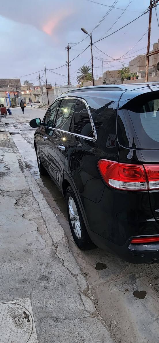 سورنتو امريكى موديل 2016
رقم نكليزي بسمي سعر سعر بلاش 145
سياره جديده كلش 
محرك 4سلندر 
سبعه راكب 
صور الحادث بل منشور معا سونار 
بيه جاملغ بدل حافت الباب صبغ 
مكاني بغداد الكماليه 
***********
***********
