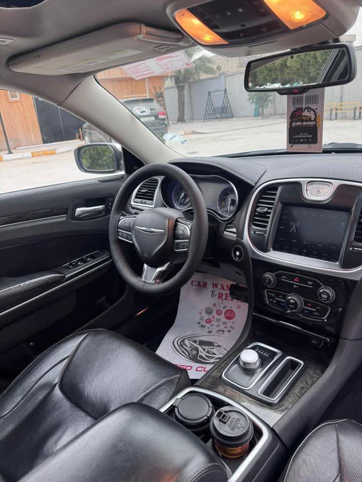 السلام عليكم سياره وبامه مديل18كصه جنطه شغل باجات سياره بلكارتون متومه طبق الصل عله سياره محتركه 
فول فول مواصفات 1/1 رقم ربيل جديد بيهه حته الزكه واجيهيه مرور دك حاسبه وين ما يعجبك. ***********
