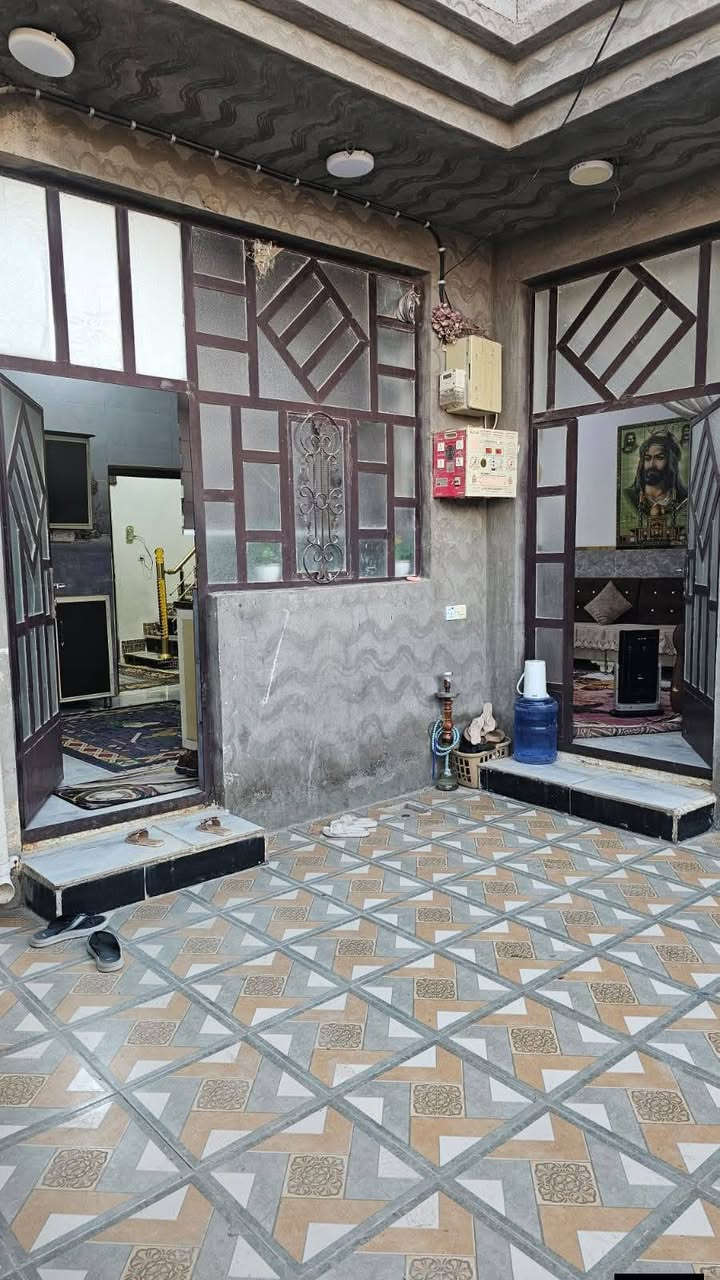 دار ركن مساحة  100متر طابو صرف دور مندلي قاطع الأول مقابل ضي القمر طابقين حديث  سنة البناء ٢٠٢٢ موقع جيد جدا أن شاءالله وبسعر 95 مليون وقابل للتفاوض مكلف بالسعر 
مكتب عقارات بلدروز الحبيبة 
قتيبة البدوي التميمي
 عنوان المكتب الحي العصري 
بدايه شارع خجو
 ديالى بلدروز.  ورقم ***********
