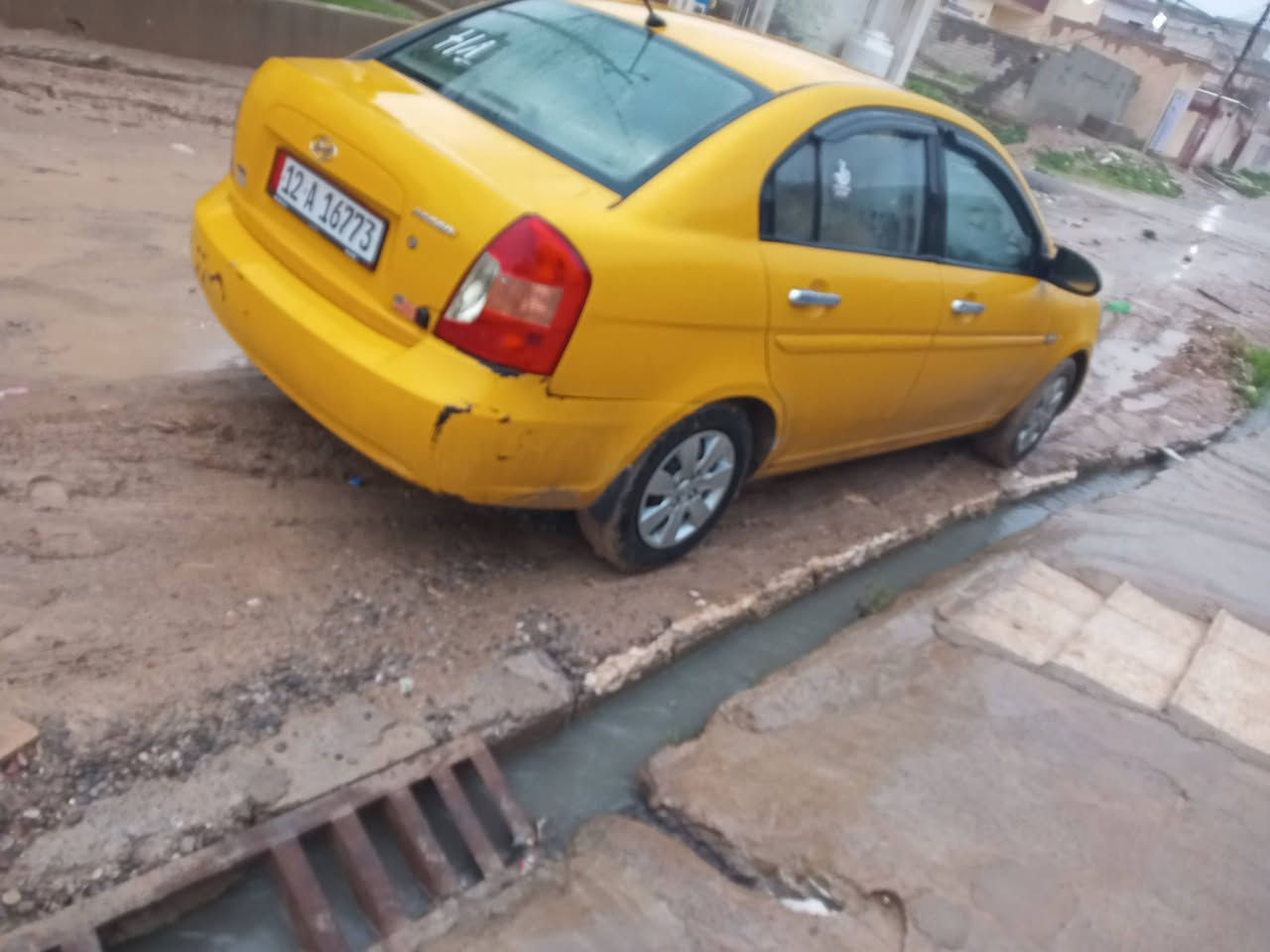 اكسنت موديل 2011شرط الوكال وتحويل كربوان مال بنزين بيها السعر98بيها مجال ***********؟؟؟؟***********
