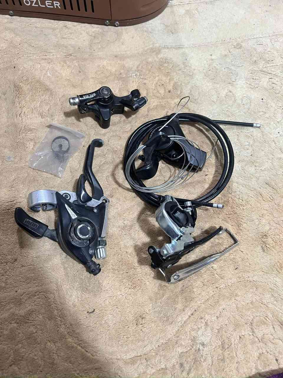 بايسكل نوع c700 الامنيوم الأماني
وياه هاي الغراض + جوب حتياط جديد السعر 130 وبيه مجال حك الجيه
العنوان بغداد الجديده


**إذا كنت صاحب هذا الإعلان وتريد حذفه لأي سبب، رجاءا أرسل رسالة إلى الدعم الفني**