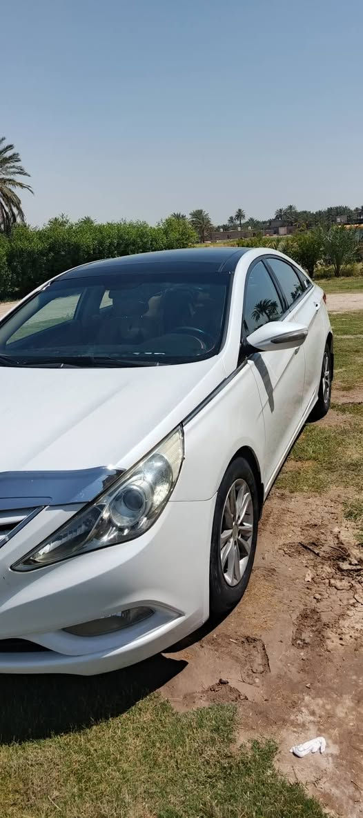سوناتا موديل ١١خليجي فول مواصفات مكينه ٢٤٠٠ العنوان بابل الحصوه السعر ١١٥ وبيه مجال ***********
