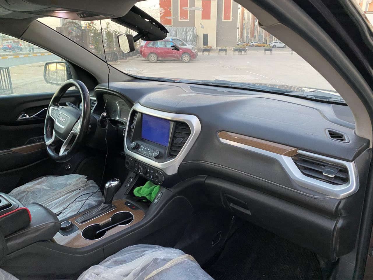 سلام عليكم
جمسي اكاديا 👌 
موديل     ١٨

وارد امريكي  صور الحادث بل منشور هاذا حادثه فقط دخول سياره ٢٢ دخول جديد حدايه ٨٠٪؜
مكينه 6سلندر3600

رقم سياره  بغداد دولي 🌏

دفع رباعي

تبريد3قطع
٦راكب  كشنات كهرباءي
بصمه تشغيل عن بعد 

صندوق كهربائي ⚡️ 
تخم تاير جديد 
كير محرك جديد بشرط
 مكان ديوانيه مركز سعر ١٨٧ وبيه مجال
***********
متواجد فيس واتساب لحد يدخل بس فيس واتصال
