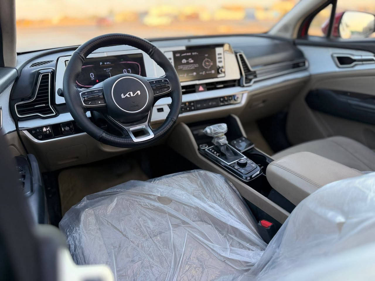 السلام عليكم
من رخصة مدير الكروب 
كيا سبورتج موديل ٢٠٢٢
بحالة الوكاله ماشيه ١٦ الف حقيقي لا طخه ولا صبغ 
جديده بدون اي نقص 
فول مواصفات وكالة نم 
رقم اربيل تحويل فقط 
بانوراما 
هاند بريك بصمه 
كشنات وستيرن حراري 
شفتات ستيرن 
باب الصندوق كهرباء
فول الفول 
بغداد الكاظميه 
***********
السعر ٢١ الف
