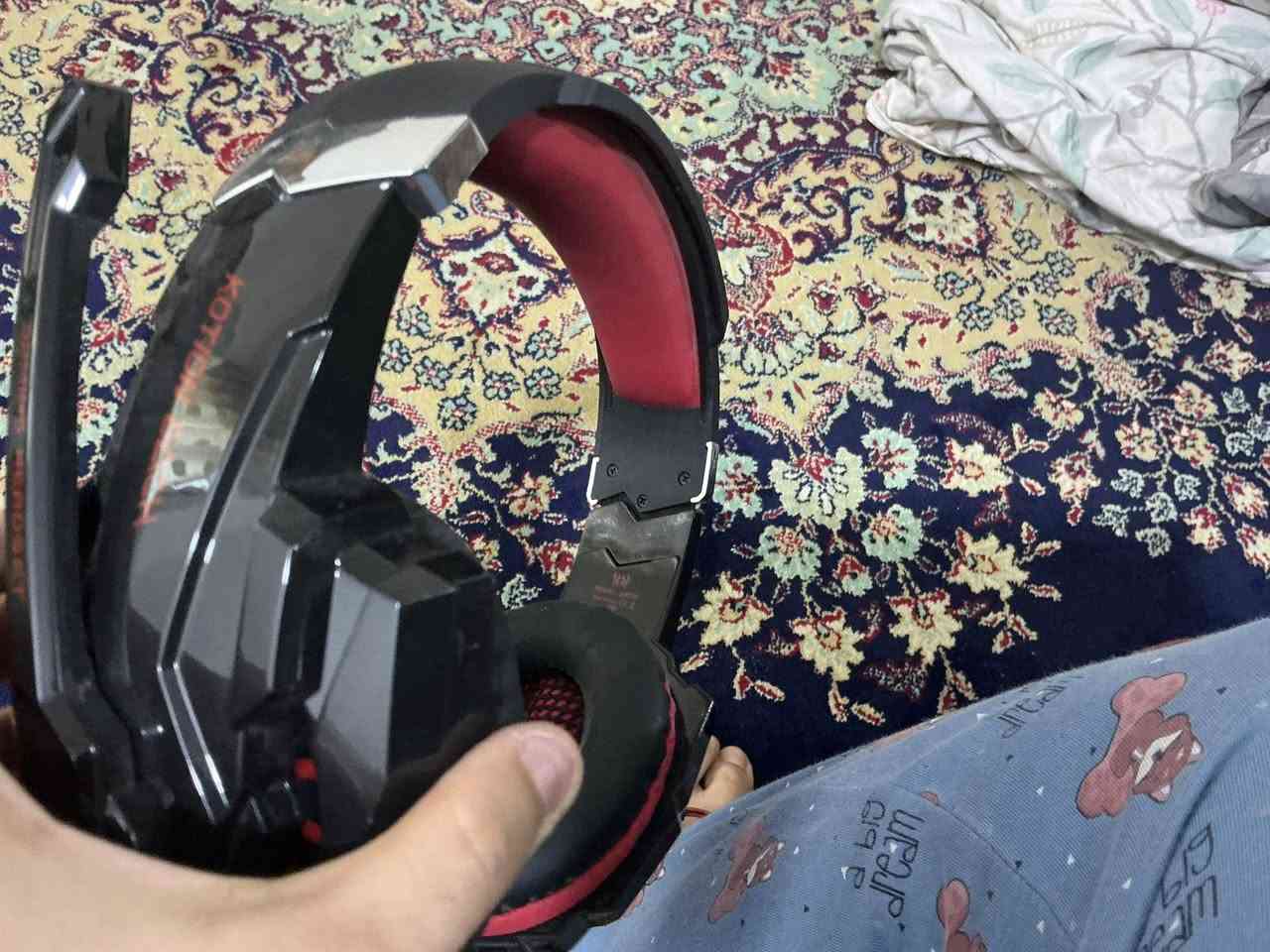 السلام عليكم
عندي chrombook 3180 12 inch 16 GB 4 GB ram
وهم عندي لابتوب dell 14 inch نسخه 2015 
وسماعه حاسبه ام المنفذين بيها اضويه تشغل محيطيه 
واربودز من شركه ڤيكوشا V-T3
وجويستك هكر على كل الاجهزه ماعدا اجهزه ابل 
وتابلت اطفال اندرويد يشغل كل شي ماعدا الالعاب القويه بس مال العاب بسيطه وتصفح بي محطه سيمكارت 
وتابلت هواوي 

كلهن ب ٢٥٠ الف دينار عراقي 
تواصل تلكرام او واتساب 
***********
توصيل كل محافضات العراق ب ٥ الاف دينار عراقي
